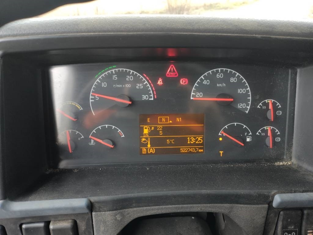 Volvo FM13 10*4 betoniauto,ränni - Camião betoneira: foto 5 Volvo FM13 10*4 betoniauto,ränni - Camião betoneira: foto 5