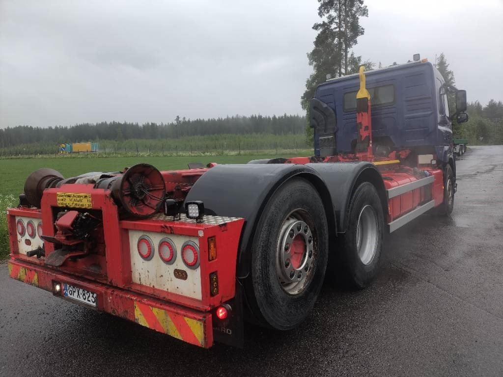 Volvo FM450 6x2 ohj.teli, Multilift koukkulaite - Camião polibenne: foto 3 Volvo FM450 6x2 ohj.teli, Multilift koukkulaite - Camião polibenne: foto 3