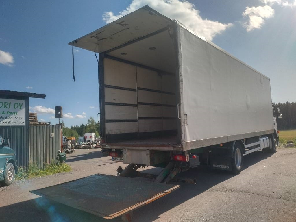 Volvo FM9 4x2 8,40m pitkä kylkiaukeava kori - Camião furgão: foto 4 Volvo FM9 4x2 8,40m pitkä kylkiaukeava kori - Camião furgão: foto 4