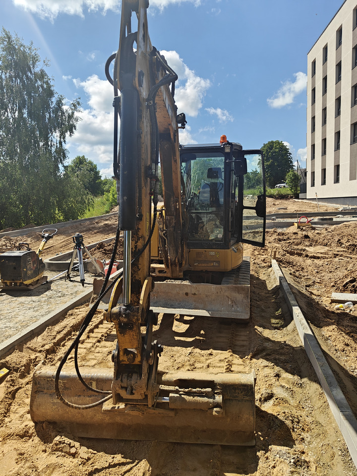 CATERPILLAR 305E2 - Mini escavadeira: foto 2 CATERPILLAR 305E2 - Mini escavadeira: foto 2