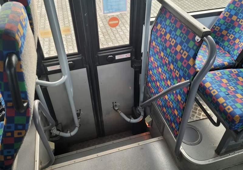 Ônibus suburbano Irisbus KAROSA / SPROWADZONA Z FRANCJI/ KLIMATYZACJA: foto 10