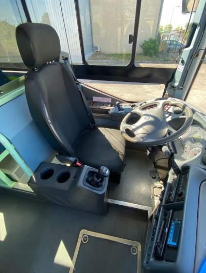 Irisbus RECREO CROSSWAY/ SPROWADZONY / KLIMA / 5 SZTUK - Ônibus suburbano: foto 5 Irisbus RECREO CROSSWAY/ SPROWADZONY / KLIMA / 5 SZTUK - Ônibus suburbano: foto 5