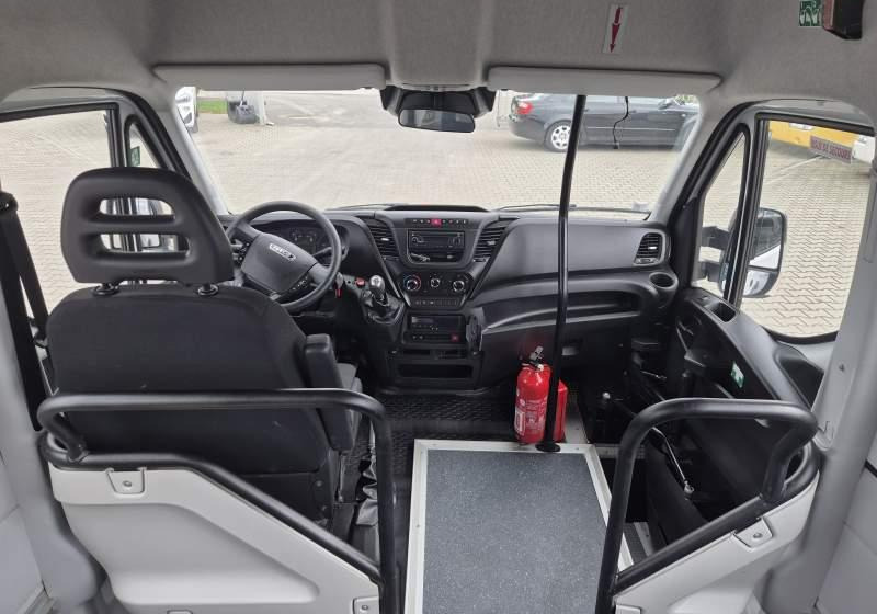 Iveco A60C15 DAILY/SPROWADZONE/EURO 6/92 000 KM - Minibus, Furgão de passageiros: foto 4 Iveco A60C15 DAILY/SPROWADZONE/EURO 6/92 000 KM - Minibus, Furgão de passageiros: foto 4