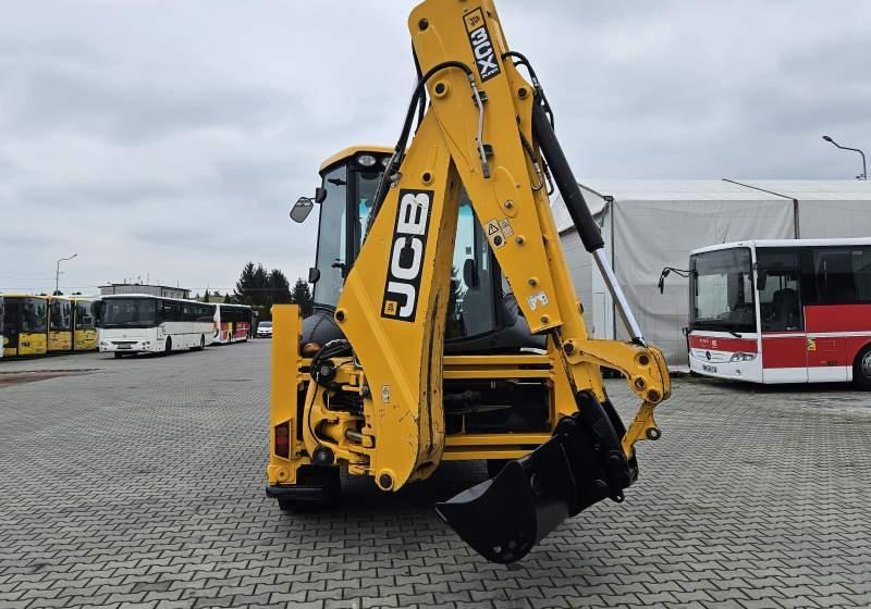 JCB 3CX SUPER / SPROWADZONA / 7 800 MTH / 92 KM - Retroescavadeira: foto 4 JCB 3CX SUPER / SPROWADZONA / 7 800 MTH / 92 KM - Retroescavadeira: foto 4