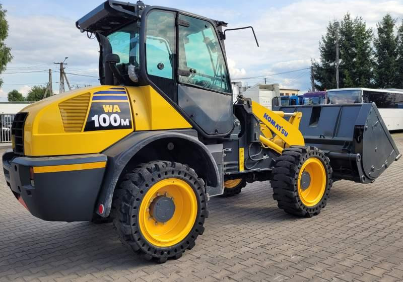 Komatsu WA1 100M / SPROWADZONA Z FRANCJI/ 6 300 MTH - Pá carregadora de rodas: foto 2 Komatsu WA1 100M / SPROWADZONA Z FRANCJI/ 6 300 MTH - Pá carregadora de rodas: foto 2