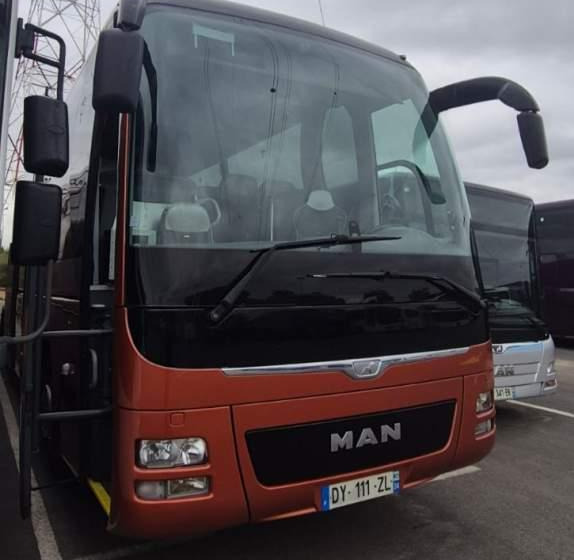 MAN LION'S COACH/ SPROWADZONY / 55 MIEJSC/ EURO 6 - Autocarro: foto 1 MAN LION'S COACH/ SPROWADZONY / 55 MIEJSC/ EURO 6 - Autocarro: foto 1