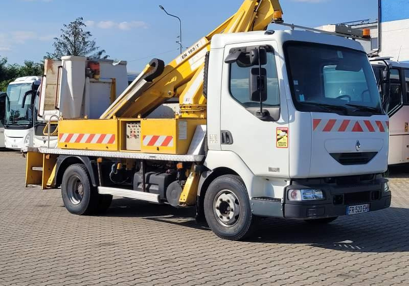 Renault MIDLUM 180 DCI / SPROWADZONA / ZWYŻKA - Caminhão com plataforma aérea: foto 1 Renault MIDLUM 180 DCI / SPROWADZONA / ZWYŻKA - Caminhão com plataforma aérea: foto 1