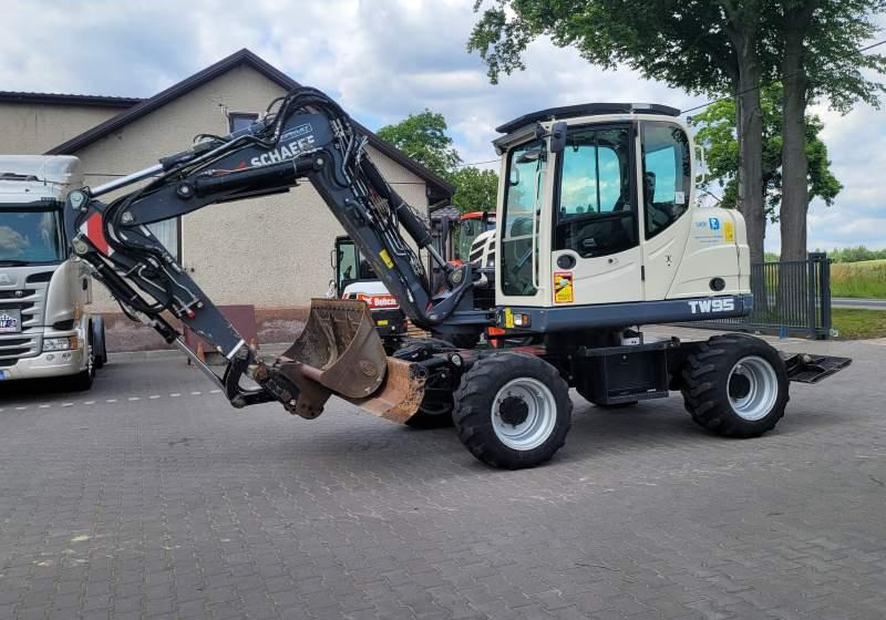 Schaeff TW95 / SPROWADZONA Z FRANCJI/ 6 500 MTH - Escavadeira de rodas: foto 1 Schaeff TW95 / SPROWADZONA Z FRANCJI/ 6 500 MTH - Escavadeira de rodas: foto 1