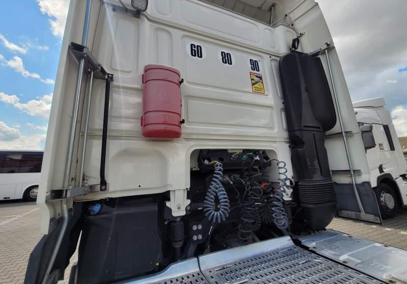 DAF XF510 SPACE CAB / SPROWADZONY / MANUAL / RETARDER - Tractor: foto 4 DAF XF510 SPACE CAB / SPROWADZONY / MANUAL / RETARDER - Tractor: foto 4