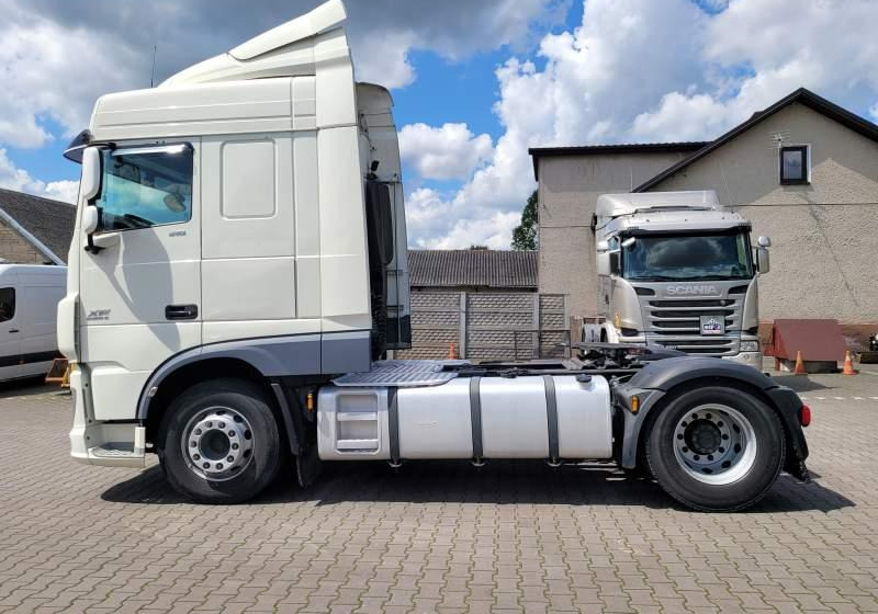DAF XF510 SPACE CAB / SPROWADZONY / MANUAL / RETARDER - Tractor: foto 5 DAF XF510 SPACE CAB / SPROWADZONY / MANUAL / RETARDER - Tractor: foto 5