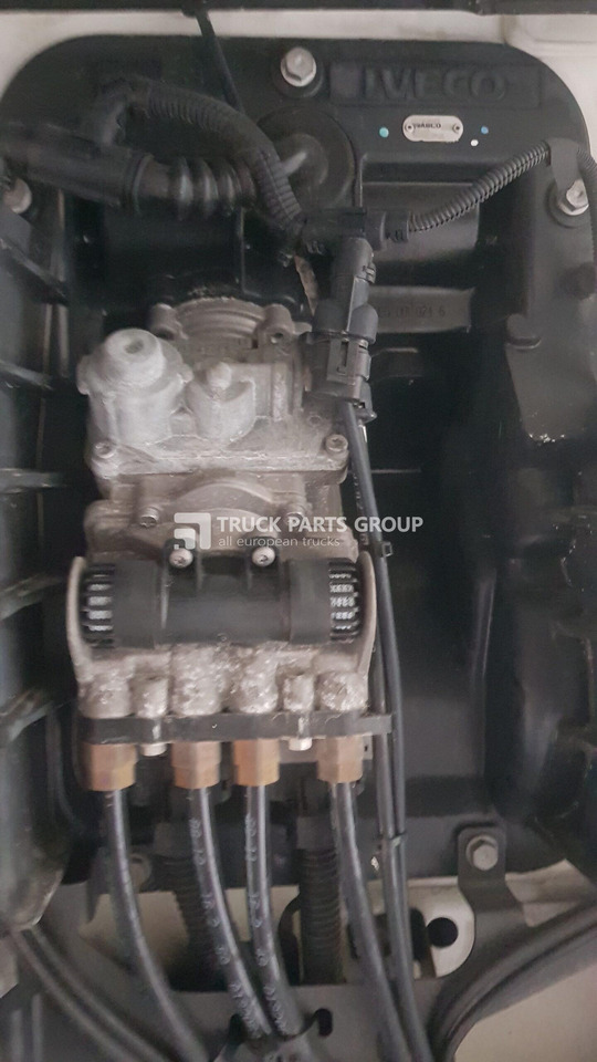 IVECO IVECO STRALIS EURO6 EBS WABCO 4M 3M emission brake valve control unit 4800200140, 5801998627, 446230025, 179085062, 5801998614 - Válvula de freio para Camião: foto 1 IVECO IVECO STRALIS EURO6 EBS WABCO 4M 3M emission brake valve control unit 4800200140, 5801998627, 446230025, 179085062, 5801998614 - Válvula de freio para Camião: foto 1