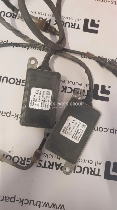 IVECO IVECO STRALIS EURO6 NOX sensors, emission control units 5801754014, 5801777219, 5801627703, 5801627702, 5WK96775A, 178601, NOX9077, 86539, 2269039, 29032, 7.25537, 6PN358186-831, 70680860, 7757173, 57 - Sistema de escape para Camião: foto 1 IVECO IVECO STRALIS EURO6 NOX sensors, emission control units 5801754014, 5801777219, 5801627703, 5801627702, 5WK96775A, 178601, NOX9077, 86539, 2269039, 29032, 7.25537, 6PN358186-831, 70680860, 7757173, 57 - Sistema de escape para Camião: foto 1