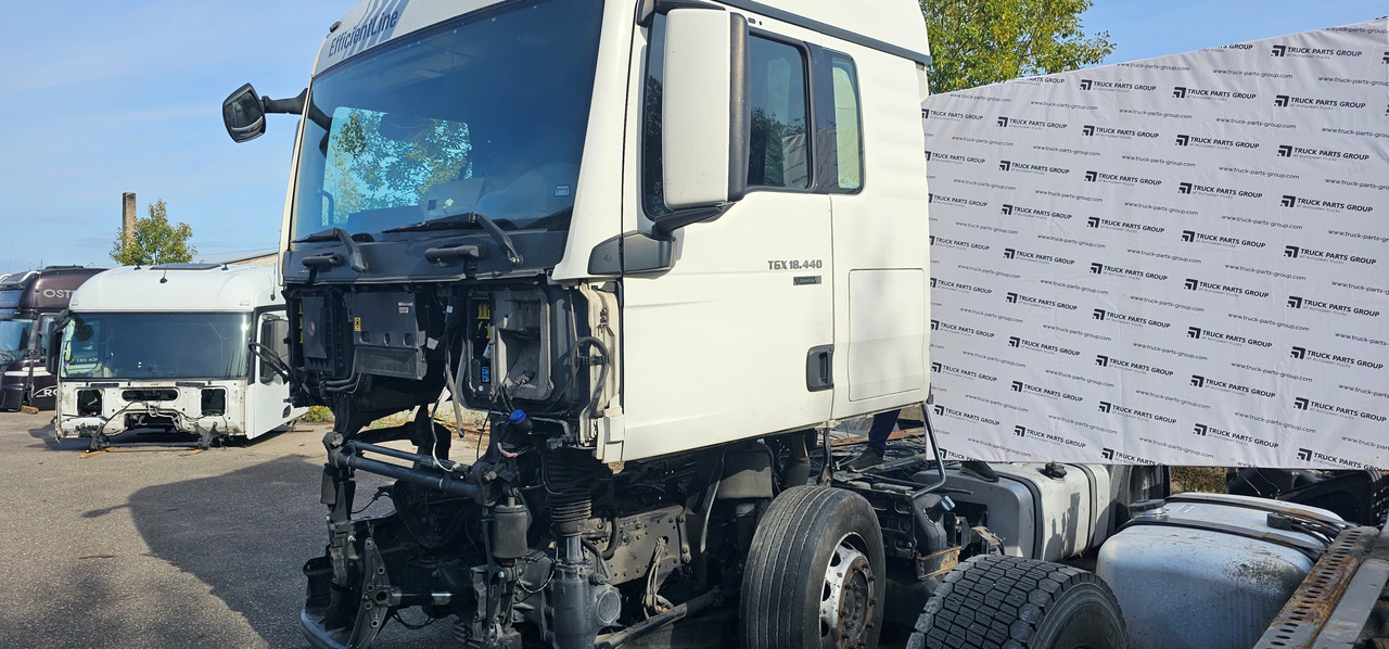 MAN MAN TGX, TGS EURO 6 cab, body cabin, cabina, replacement cab, medium height roof, F99/L47/L49, 81600007848, 81600007831, 81600007871, 81600007920, 81600007949, 81600007858, 81600007832, 81600007849, 8 - Cabine para Camião: foto 1 MAN MAN TGX, TGS EURO 6 cab, body cabin, cabina, replacement cab, medium height roof, F99/L47/L49, 81600007848, 81600007831, 81600007871, 81600007920, 81600007949, 81600007858, 81600007832, 81600007849, 8 - Cabine para Camião: foto 1