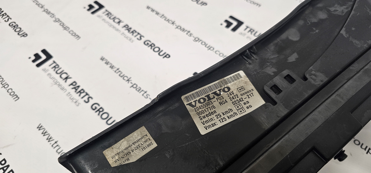 VOLVO FH12, combination kit, instrument panel, dashboard 20739274 - Painel de instrumentos para Camião: foto 4 VOLVO FH12, combination kit, instrument panel, dashboard 20739274 - Painel de instrumentos para Camião: foto 4