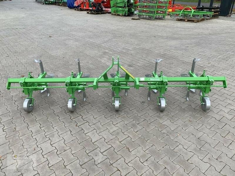 BOMET Kartoffelhäufler Bomet P475/1 4reihig Norma Häufler Kartoffel NEU - Maquina para lavrar a terra: foto 5 BOMET Kartoffelhäufler Bomet P475/1 4reihig Norma Häufler Kartoffel NEU - Maquina para lavrar a terra: foto 5