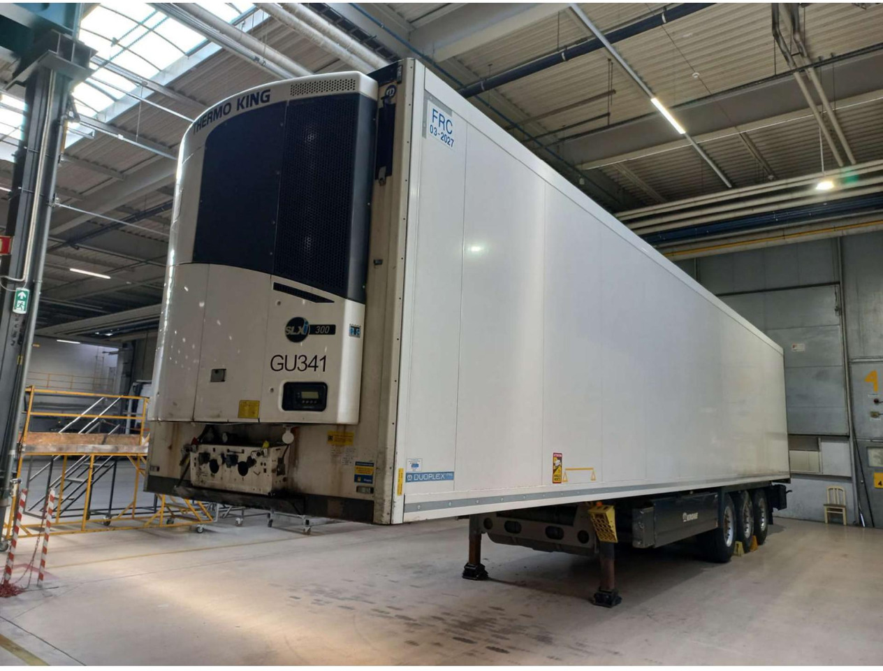 2018 Krone Double Deck Cool Liner FP 45 ThermoKing SLXi 300 - Semi-reboque frigorífico: foto 4 2018 Krone Double Deck Cool Liner FP 45 ThermoKing SLXi 300 - Semi-reboque frigorífico: foto 4