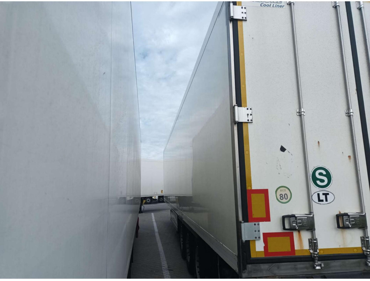2018 Krone Double Deck Cool Liner FP 45 ThermoKing SLXi 300 - Semi-reboque frigorífico: foto 4 2018 Krone Double Deck Cool Liner FP 45 ThermoKing SLXi 300 - Semi-reboque frigorífico: foto 4