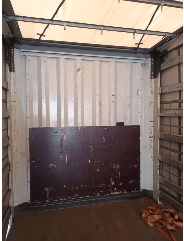 2018 Krone SDP Profi Liner Standard Lifting Axle - Semi-reboque de lona: foto 3 2018 Krone SDP Profi Liner Standard Lifting Axle - Semi-reboque de lona: foto 3