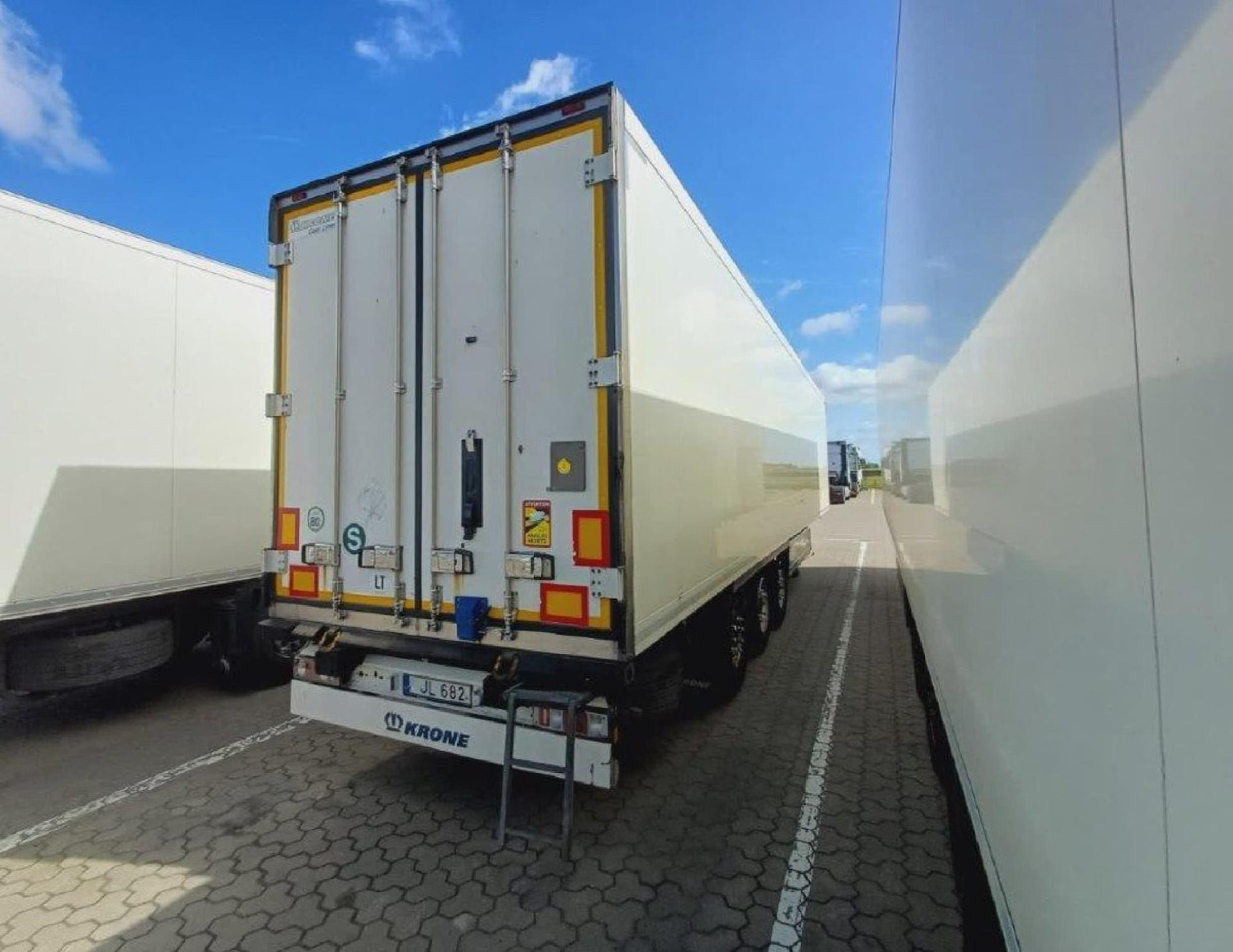 2018 Krone SDR Double Deck Cool Liner FP45 ThermoKing SLXi 300 Lifting Axle - Semi-reboque frigorífico: foto 4 2018 Krone SDR Double Deck Cool Liner FP45 ThermoKing SLXi 300 Lifting Axle - Semi-reboque frigorífico: foto 4