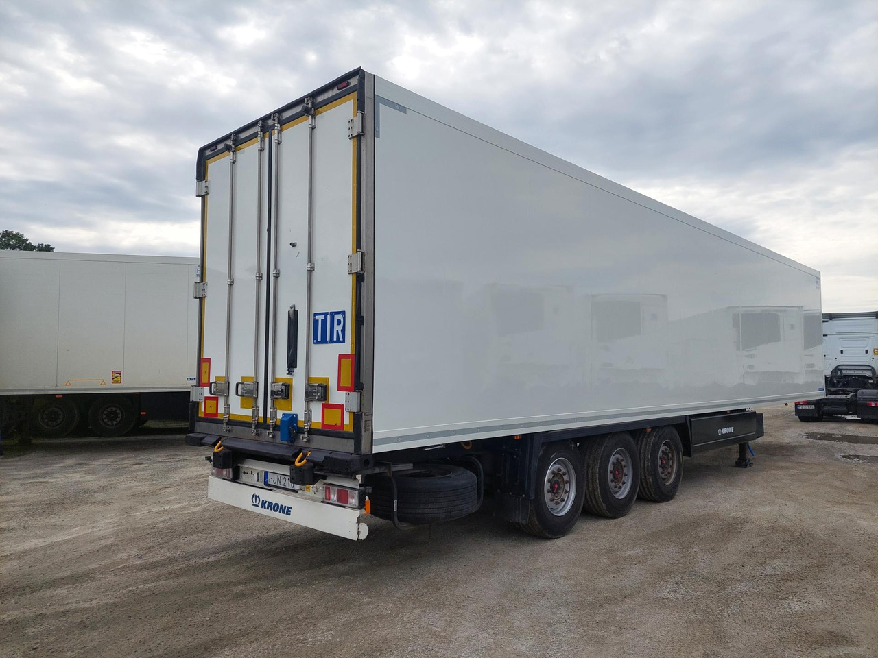2018 Krone SDR Double Deck Cool Liner FP60 ThermoKing SLXi 300 Lifting Axle - Semi-reboque frigorífico: foto 5 2018 Krone SDR Double Deck Cool Liner FP60 ThermoKing SLXi 300 Lifting Axle - Semi-reboque frigorífico: foto 5