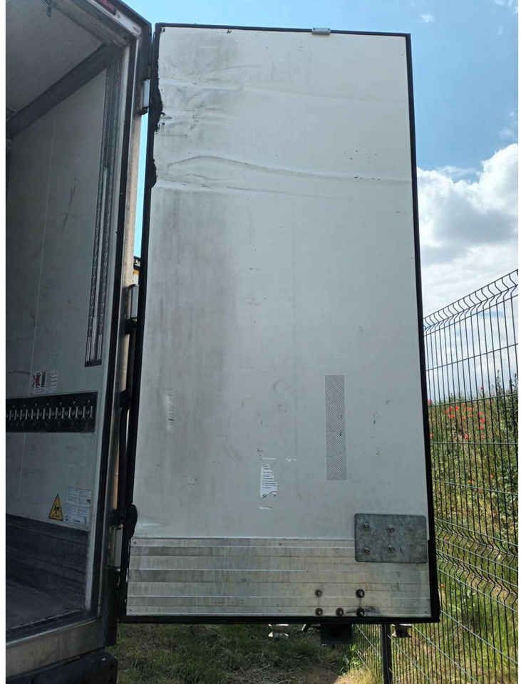 2018 Krone SDR Double Deck Cool Liner FP60 ThermoKing SLXi 300 Lifting Axle - Semi-reboque frigorífico: foto 2 2018 Krone SDR Double Deck Cool Liner FP60 ThermoKing SLXi 300 Lifting Axle - Semi-reboque frigorífico: foto 2