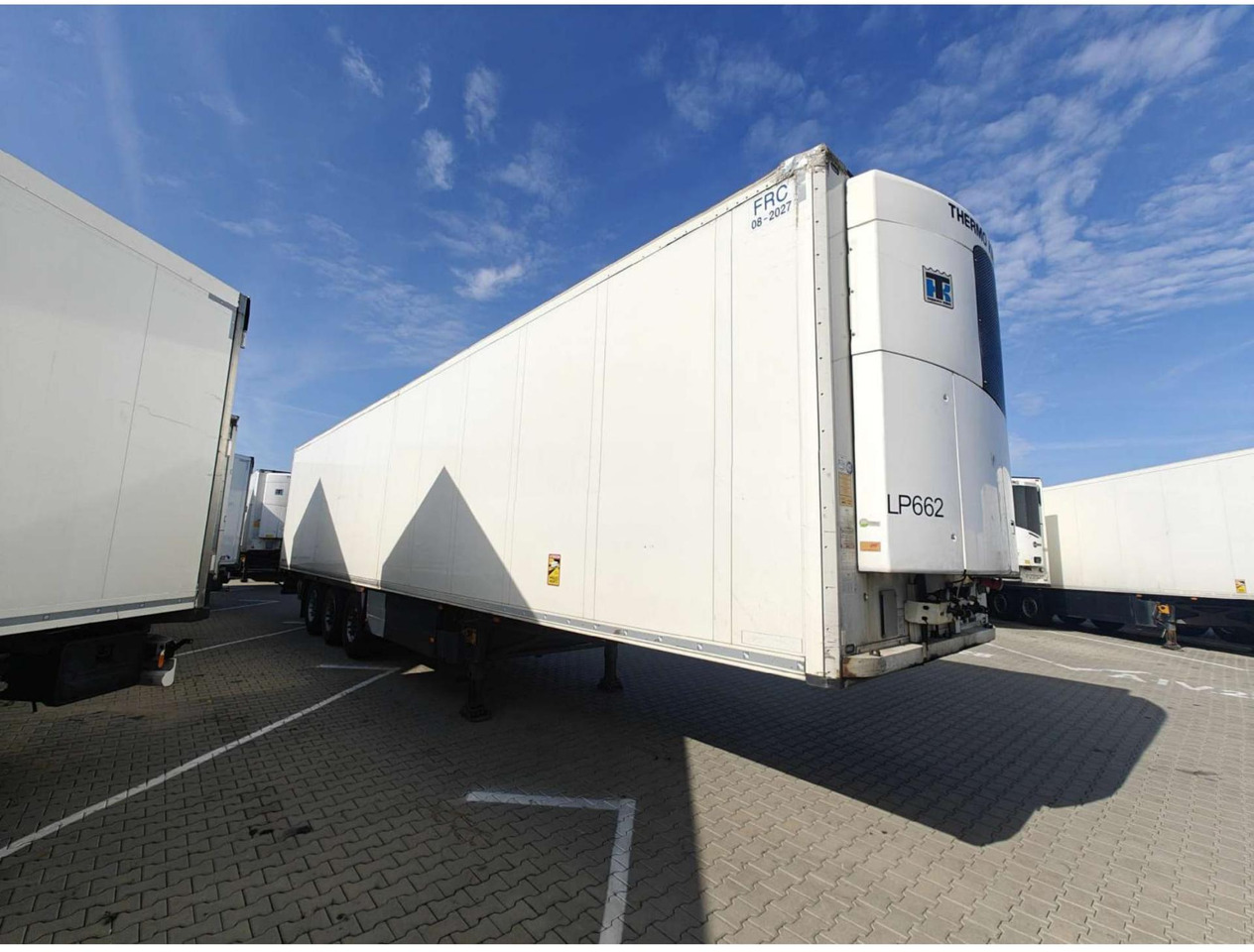 2018 Schmitz Cargobull SKO Double Deck FP 60 ThermoKing SLXi 300 Lifting Axle - Semi-reboque frigorífico: foto 4 2018 Schmitz Cargobull SKO Double Deck FP 60 ThermoKing SLXi 300 Lifting Axle - Semi-reboque frigorífico: foto 4