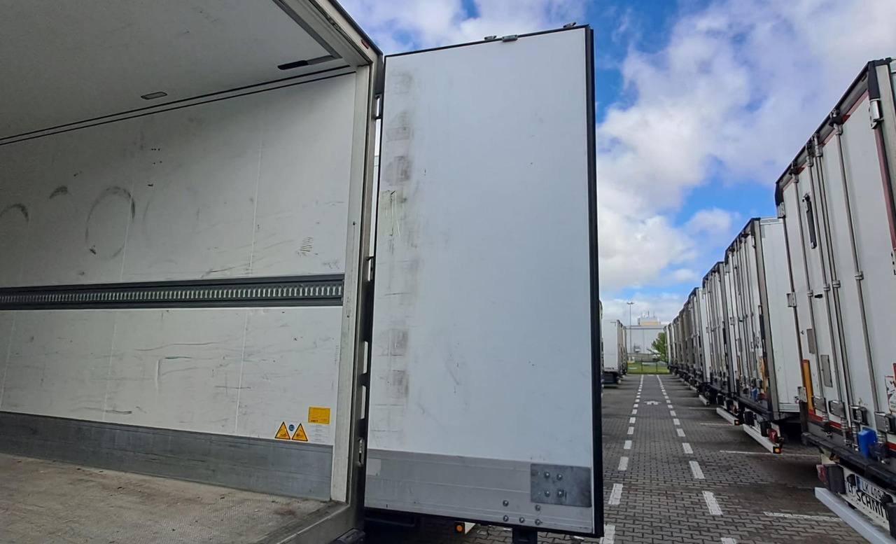 2019/2020 Schmitz Cargobull SKO FP 60 ThermoKing SLXi 300 - Semi-reboque frigorífico: foto 3 2019/2020 Schmitz Cargobull SKO FP 60 ThermoKing SLXi 300 - Semi-reboque frigorífico: foto 3