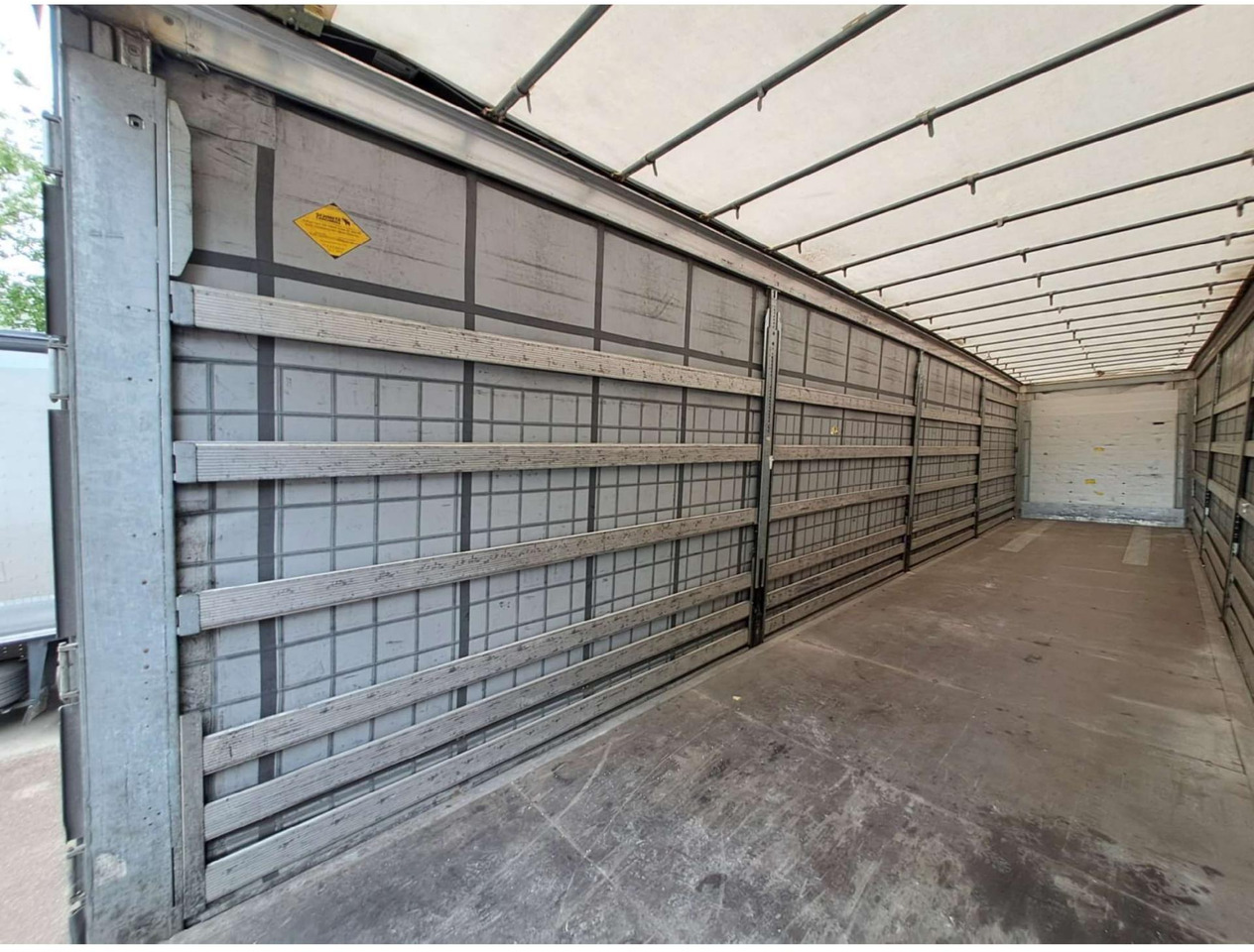 2019 Schmitz Cargobull SCS24/L Varios - Semi-reboque de lona: foto 4 2019 Schmitz Cargobull SCS24/L Varios - Semi-reboque de lona: foto 4