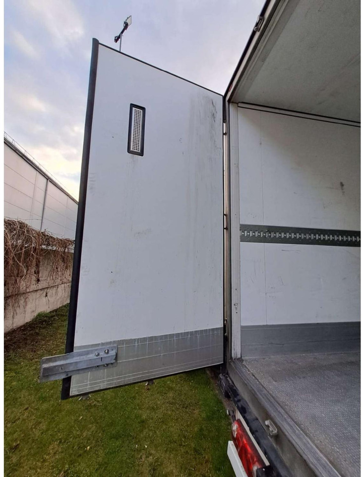 2020 Schmitz Cargobull SKO FP 60 ThermoKing SLXi 300 - Semi-reboque frigorífico: foto 3 2020 Schmitz Cargobull SKO FP 60 ThermoKing SLXi 300 - Semi-reboque frigorífico: foto 3