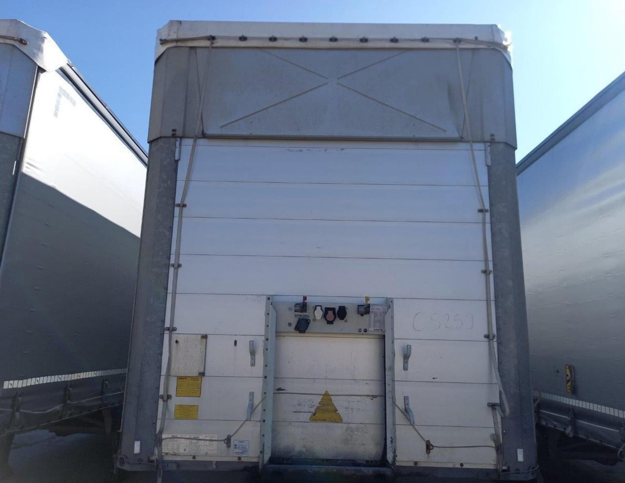 2021 Schmitz Cargobull SCS24/L Varios - Semi-reboque de lona: foto 1 2021 Schmitz Cargobull SCS24/L Varios - Semi-reboque de lona: foto 1
