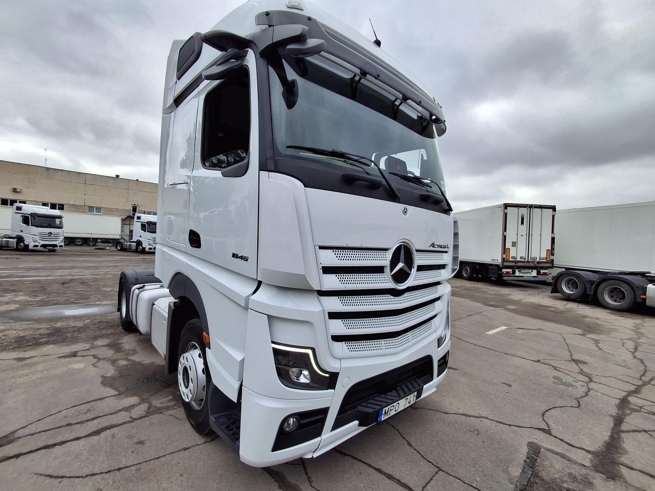 2023 Mercedes-Benz Actros 5 1845 BigSpace - Tractor: foto 3 2023 Mercedes-Benz Actros 5 1845 BigSpace - Tractor: foto 3