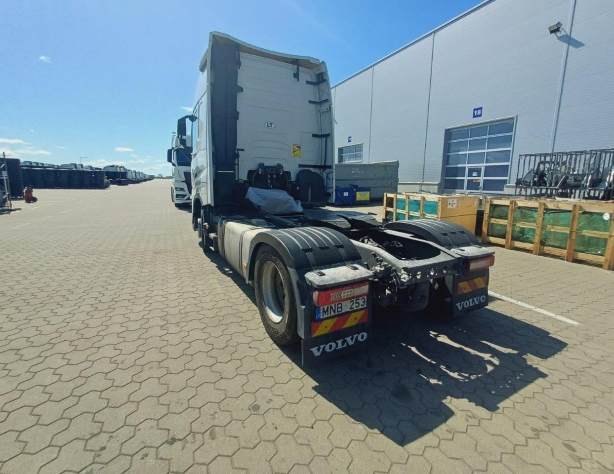 2023 Volvo FH 460 Globetrotter XL i-Save - Tractor: foto 2 2023 Volvo FH 460 Globetrotter XL i-Save - Tractor: foto 2