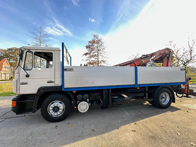 MAN 19.272 F90 / NL TRUCK / 4X2 / EURO1 / ATLAS AK140.1-6,2/1 / MANUAL / FIRST OWNER - Camião grua: foto 4 MAN 19.272 F90 / NL TRUCK / 4X2 / EURO1 / ATLAS AK140.1-6,2/1 / MANUAL / FIRST OWNER - Camião grua: foto 4