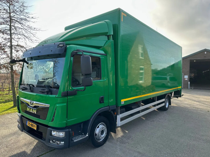MAN TGL 12.220 / NL TRUCK / 12T / BOX+LIFT 2000kg+SIDE DOOR / AIRCO - Camião furgão: foto 1 MAN TGL 12.220 / NL TRUCK / 12T / BOX+LIFT 2000kg+SIDE DOOR / AIRCO - Camião furgão: foto 1
