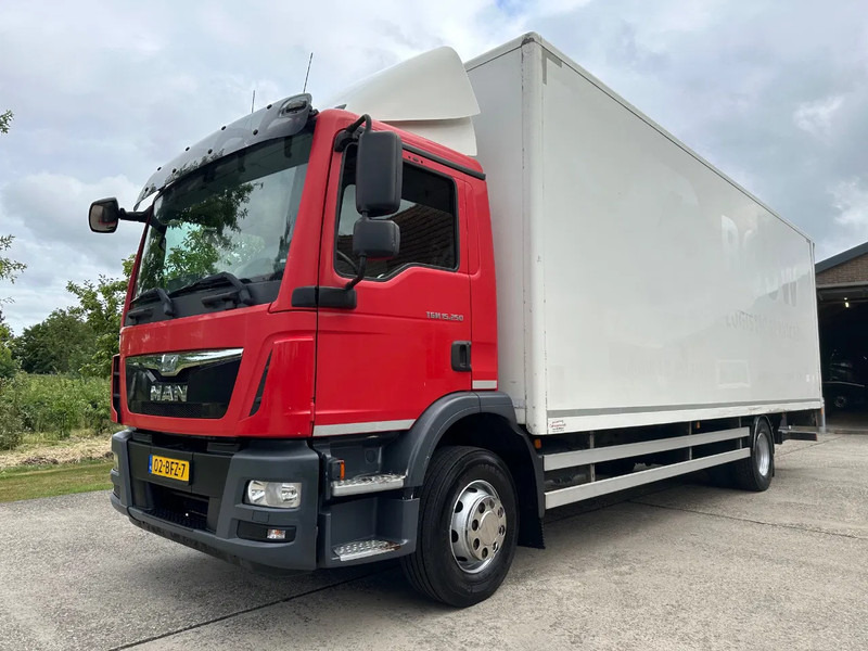 MAN TGM 15.250 / NL TRUCK / EURO 6 / NEW TYRES / NEW TACHO!! / BOX + LOADLIFT 2t - Camião furgão: foto 1 MAN TGM 15.250 / NL TRUCK / EURO 6 / NEW TYRES / NEW TACHO!! / BOX + LOADLIFT 2t - Camião furgão: foto 1