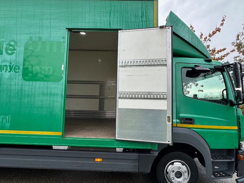 Mercedes-Benz Atego 1018 / NL TRUCK / EURO 6 / ONLY 100.000KM! / BOX+LIFT+SIDE DOOR / CLIMA / AUTOMATIC - Camião furgão: foto 2 Mercedes-Benz Atego 1018 / NL TRUCK / EURO 6 / ONLY 100.000KM! / BOX+LIFT+SIDE DOOR / CLIMA / AUTOMATIC - Camião furgão: foto 2