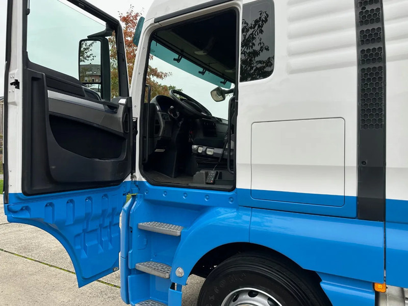 MAN TGX 26.480 / NL TRUCK / RETARDER / EURO 6 / 6X2 / LIFT+STEER AXLE / 60T - Tractor: foto 4 MAN TGX 26.480 / NL TRUCK / RETARDER / EURO 6 / 6X2 / LIFT+STEER AXLE / 60T - Tractor: foto 4