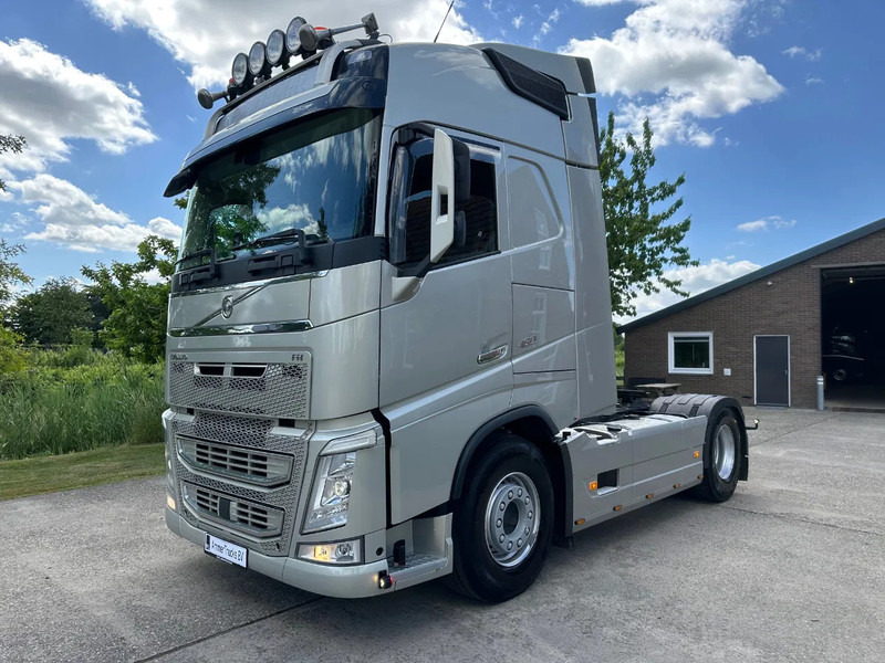Volvo FH 460 / GLOBETROTTER / EURO 6 / I-Shift / HYDRAULIC / FULL AIR / NEW TACHO - Tractor: foto 1 Volvo FH 460 / GLOBETROTTER / EURO 6 / I-Shift / HYDRAULIC / FULL AIR / NEW TACHO - Tractor: foto 1