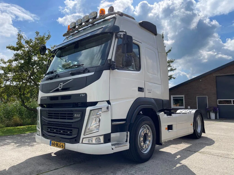 Volvo FM 460 EURO 6 / TOP!! / NL TRUCK / GLOBETROTTER / SAFETY SYSTEMS - Tractor: foto 1 Volvo FM 460 EURO 6 / TOP!! / NL TRUCK / GLOBETROTTER / SAFETY SYSTEMS - Tractor: foto 1