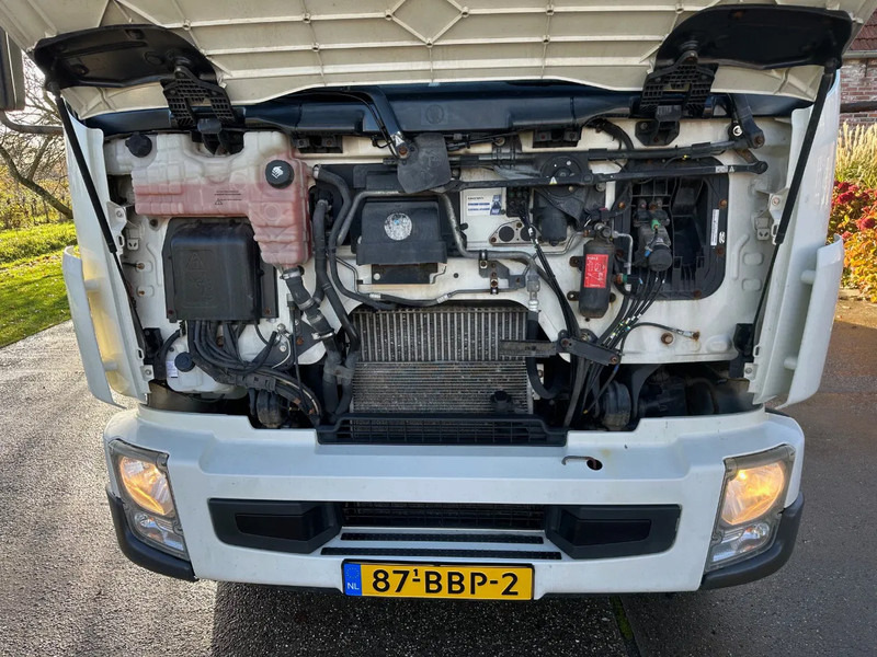 Volvo FL / THERMOKING TS 300 + HEATER FOR PLANTS / EURO5 / SIDE DOOR - Camião frigorífico: foto 4 Volvo FL / THERMOKING TS 300 + HEATER FOR PLANTS / EURO5 / SIDE DOOR - Camião frigorífico: foto 4