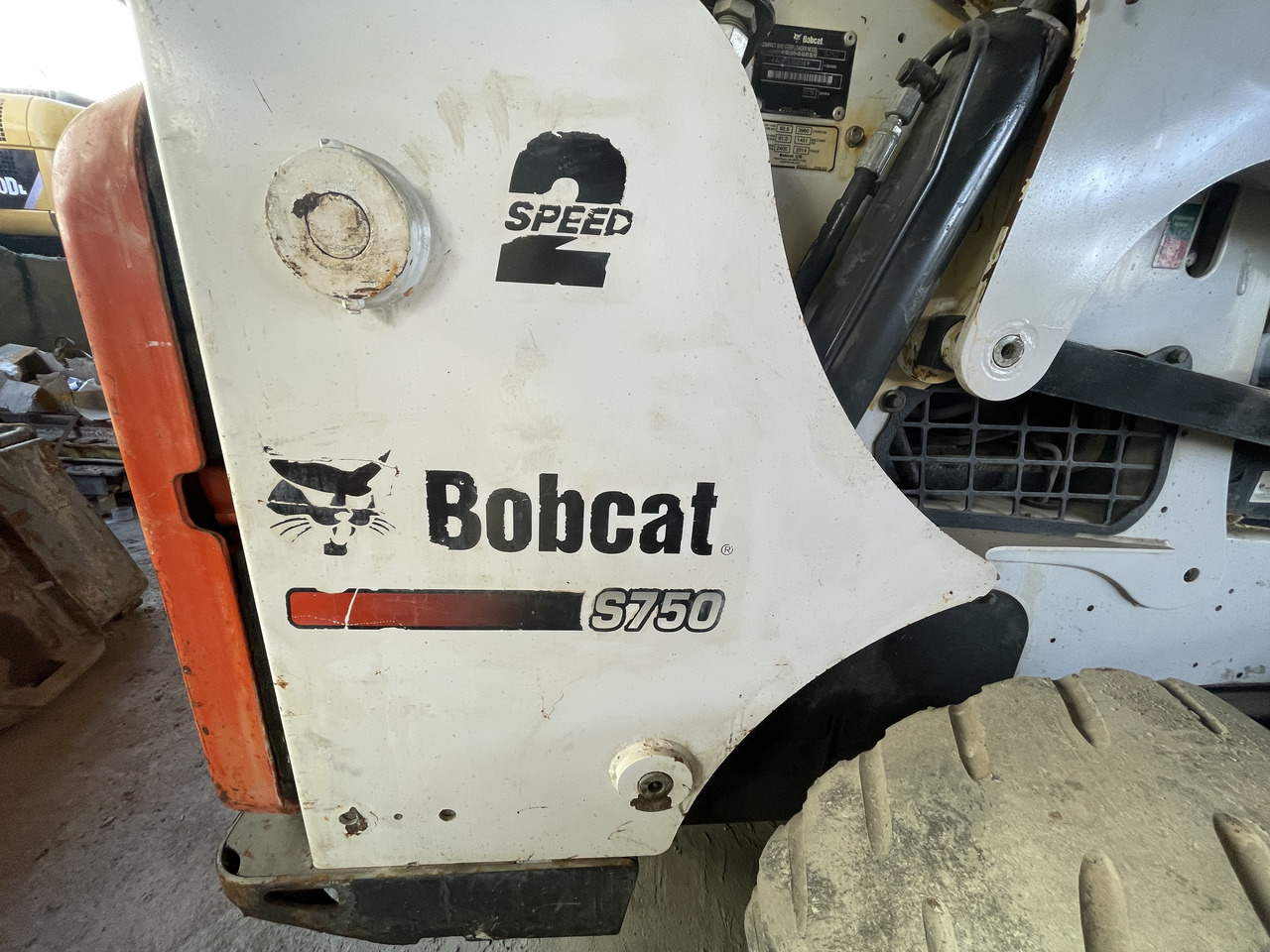 Bobcat S750 - Mini pá carregadora: foto 5 Bobcat S750 - Mini pá carregadora: foto 5