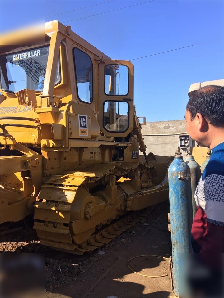 Buldôzer CATERPILLAR D7G: foto 6