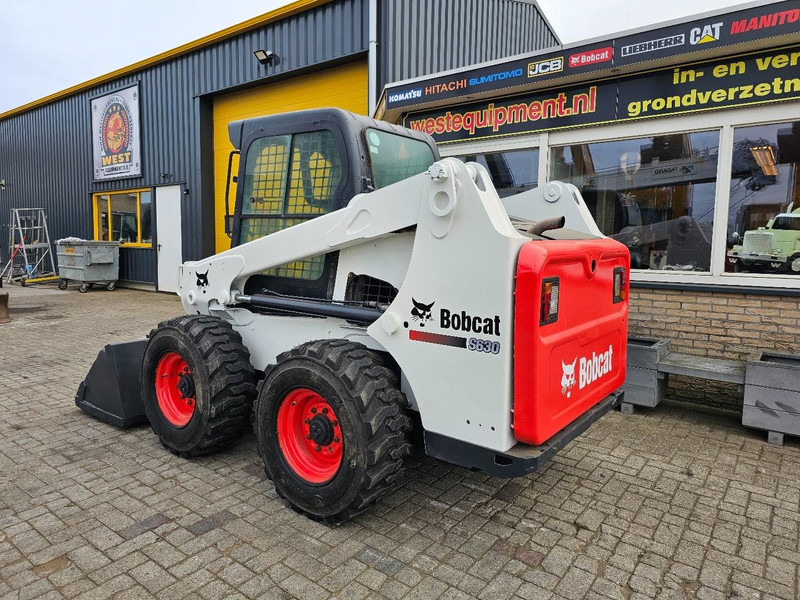 Bobcat S630 - Pá carregadora: foto 3 Bobcat S630 - Pá carregadora: foto 3