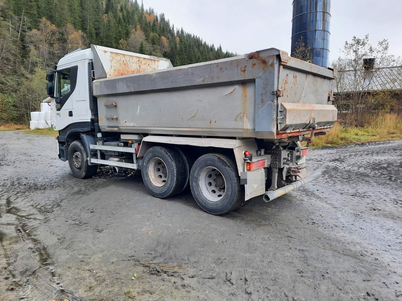 IVECO Stralis 560 - Camião basculante: foto 2 IVECO Stralis 560 - Camião basculante: foto 2