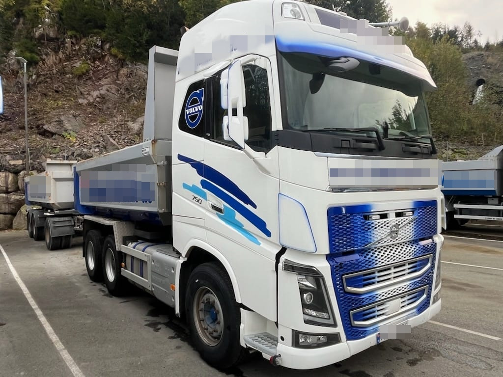 Volvo FH 540 - Camião basculante: foto 2 Volvo FH 540 - Camião basculante: foto 2