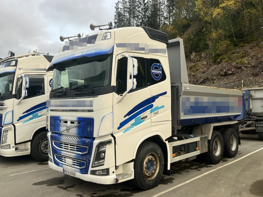 Volvo FH 540 - Camião basculante: foto 1 Volvo FH 540 - Camião basculante: foto 1
