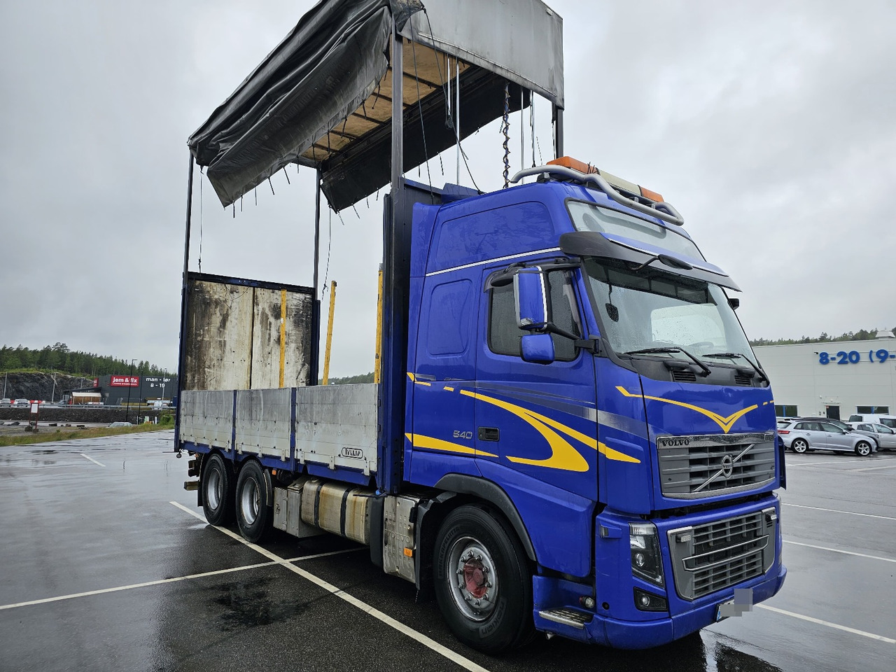 Volvo FH16 540 6x4 - Camião de lona: foto 1 Volvo FH16 540 6x4 - Camião de lona: foto 1