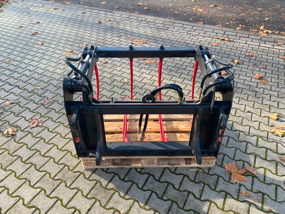 Greifschaufel Krokodilgebiss Dunggabel 1200mm EURO-Aufnahme *INKL.19% MWST* - Equipamento para silagem: foto 5 Greifschaufel Krokodilgebiss Dunggabel 1200mm EURO-Aufnahme *INKL.19% MWST* - Equipamento para silagem: foto 5