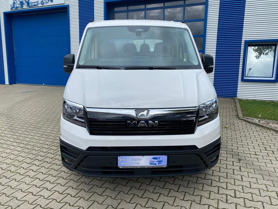 MAN TGE 3.140 Doka Pritsche Next Level *TEMPO*KLIMA*CAM*AHK*APP*PDC*INKL.19% MWST*SOFORT!* - Carrinha de caixa aberta, Carrinha cabine dupla: foto 3 MAN TGE 3.140 Doka Pritsche Next Level *TEMPO*KLIMA*CAM*AHK*APP*PDC*INKL.19% MWST*SOFORT!* - Carrinha de caixa aberta, Carrinha cabine dupla: foto 3