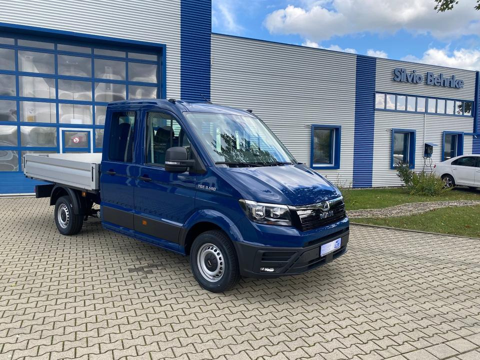 MAN TGE 3.140 Doka Pritsche Next Level *TEMPO*KLIMA*CAM*AHK*APP*PDC*INKL.19% MWST*SOFORT!* - Carrinha de caixa aberta, Carrinha cabine dupla: foto 1 MAN TGE 3.140 Doka Pritsche Next Level *TEMPO*KLIMA*CAM*AHK*APP*PDC*INKL.19% MWST*SOFORT!* - Carrinha de caixa aberta, Carrinha cabine dupla: foto 1